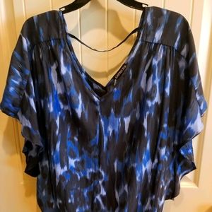 Express blue/blk animal print top